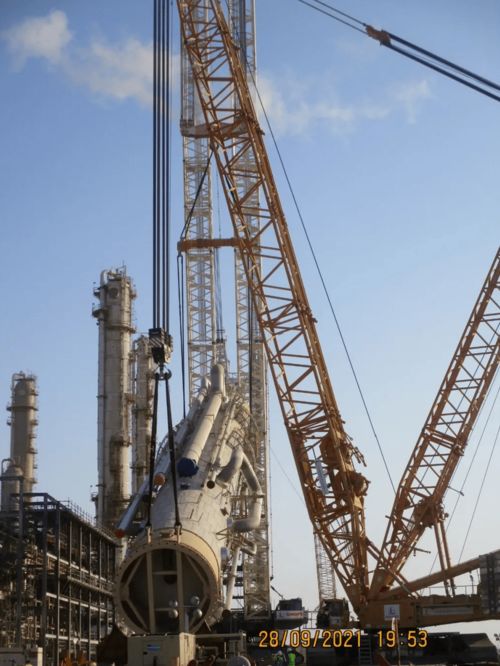 再創輝煌 石化起運在沙特SABIC石化裝置內續寫超大型設備吊裝新篇章